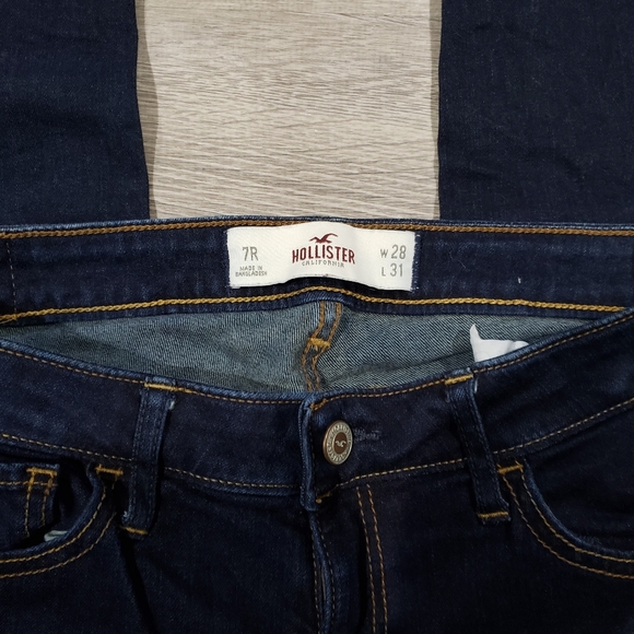 Hollister Jeans Dark Wash Size 7R - Picture 2 of 5